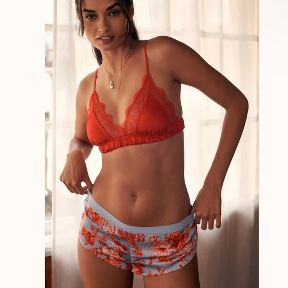 New ANTHROPOLOGIE MICRO SLEEP SHORTS - Picture 1 of 3